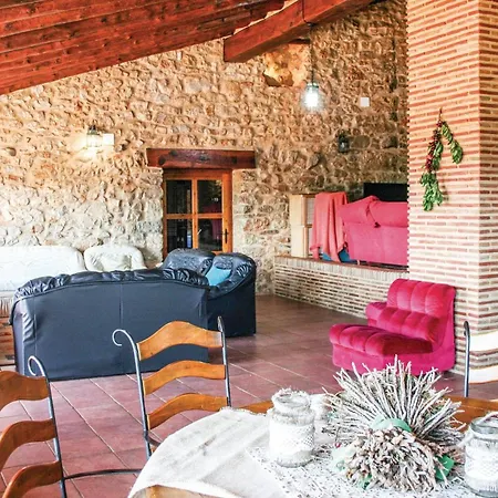 6 Bedroom Awesome In La Salzadella * Mas D'en Rieres